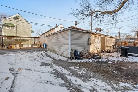 4827 South Throop Street Chicago IL 60609