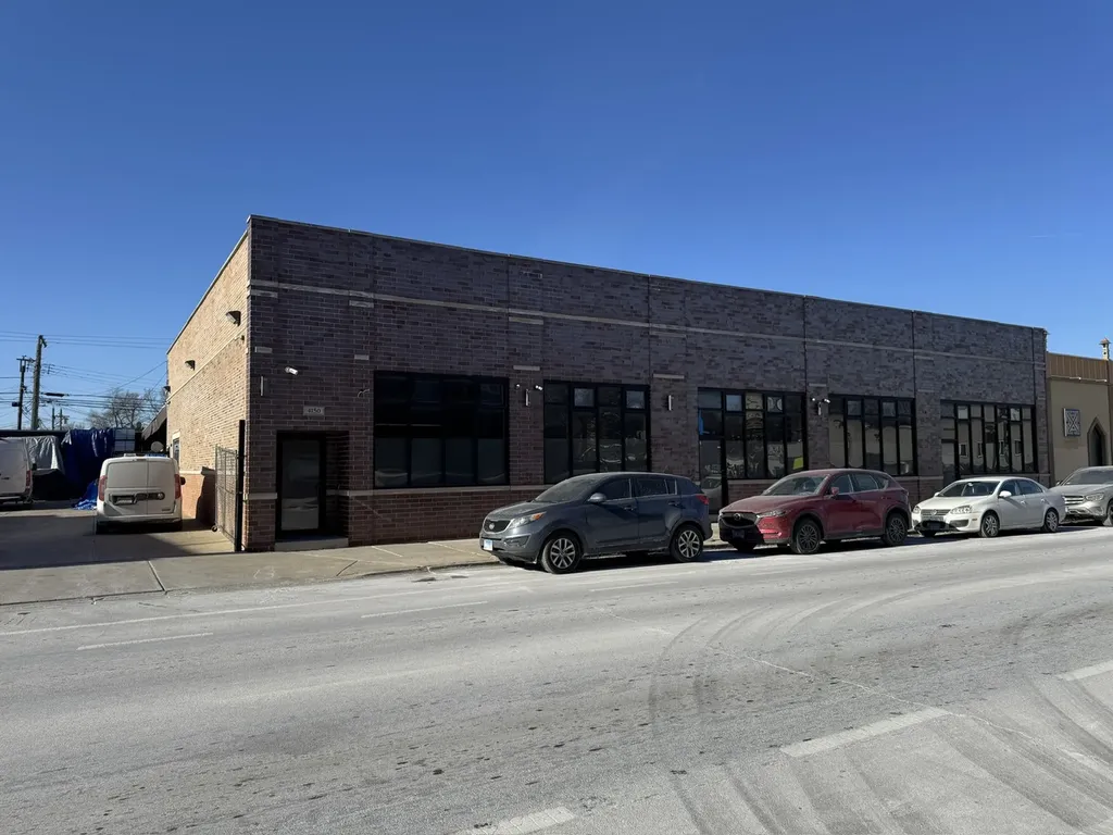 4150 North Kedzie Avenue Chicago IL 60618