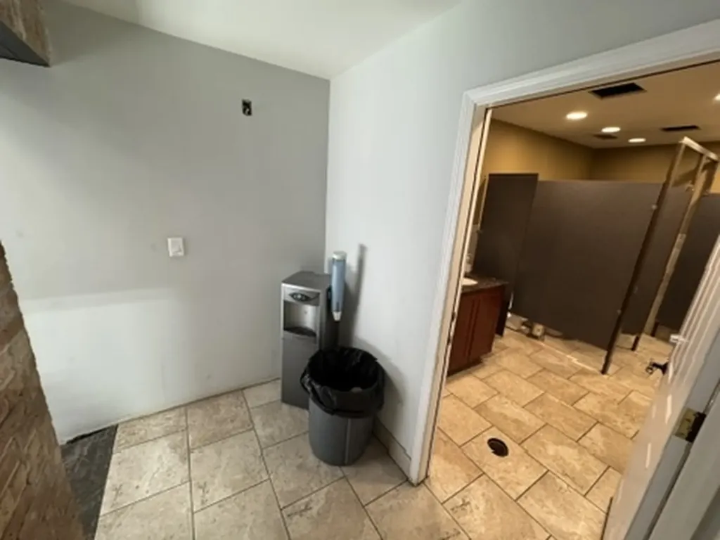 4150 North Kedzie Avenue Chicago IL 60618
