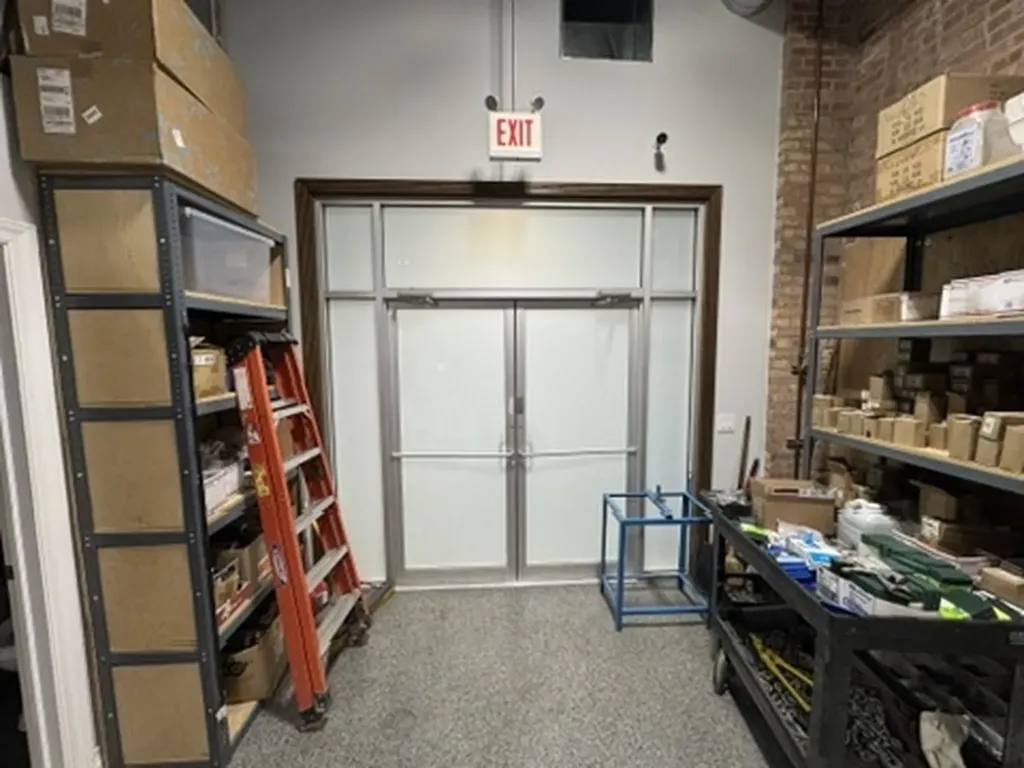 4150 North Kedzie Avenue Chicago IL 60618