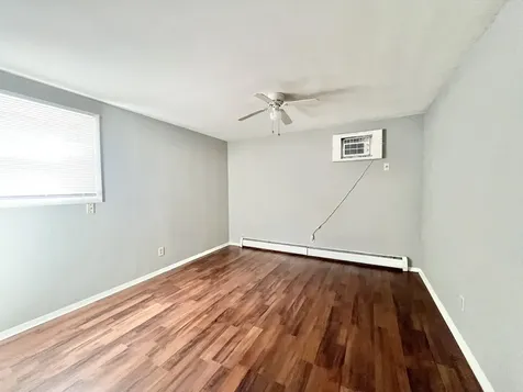 1215 Wall Street Normal IL 61761
