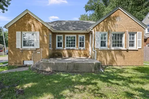 1838 37TH Street Rock Island IL 61201