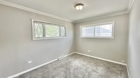 17303 Roy Street Lansing IL 60438