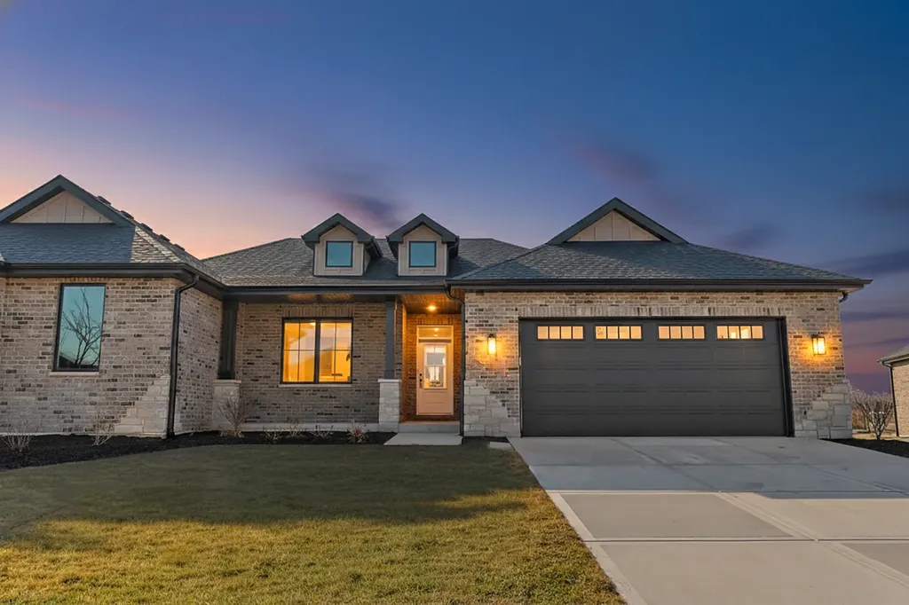11129 Lizmore Lane Orland Park IL 60467