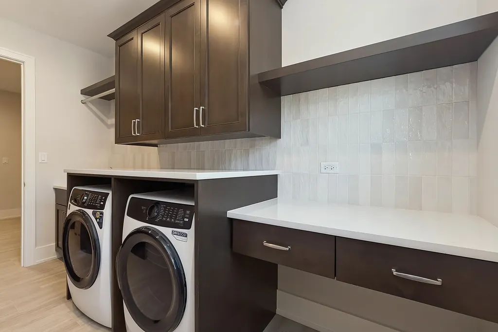 11129 Lizmore Lane Orland Park IL 60467