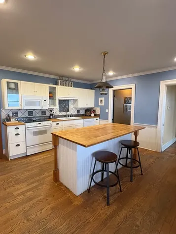 2013 Beecher Road Plano IL 60545