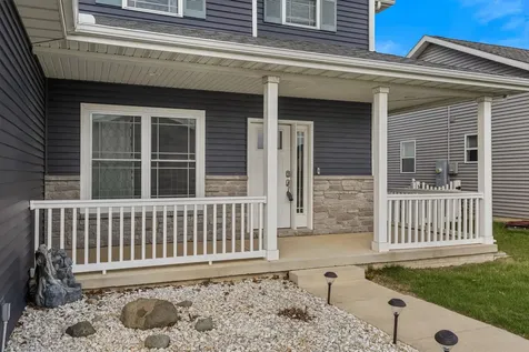 815 Cates Drive Mahomet IL 61853