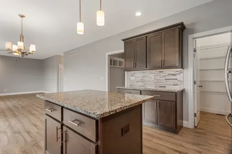 815 Cates Drive Mahomet IL 61853