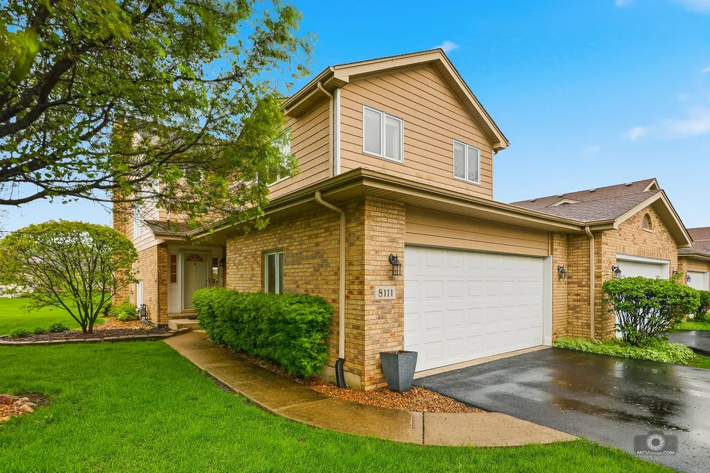 8111 Brushwood Lane Tinley Park IL 60487