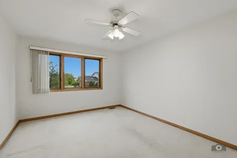 8111 Brushwood Lane Tinley Park IL 60487