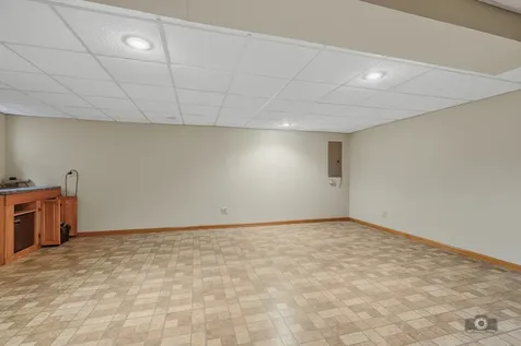 8111 Brushwood Lane Tinley Park IL 60487