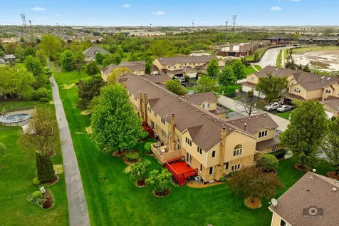 8111 Brushwood Lane Tinley Park IL 60487
