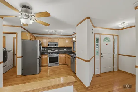 8111 Brushwood Lane Tinley Park IL 60487