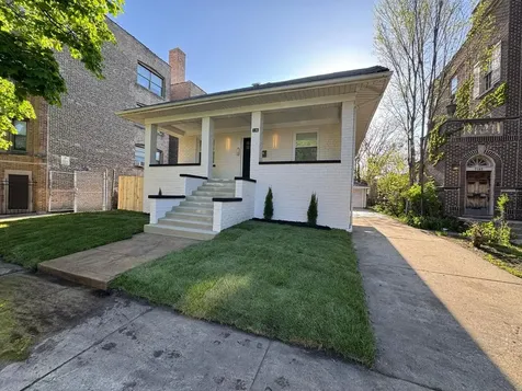 7146 South Constance Avenue Chicago IL 60649