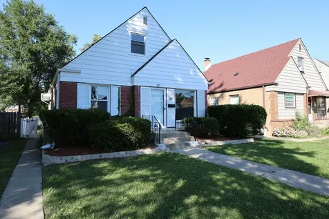 24 166TH Place Calumet City IL 60409