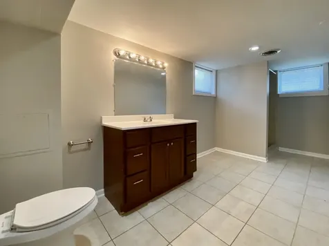1238 East 166th Street South Holland IL 60473
