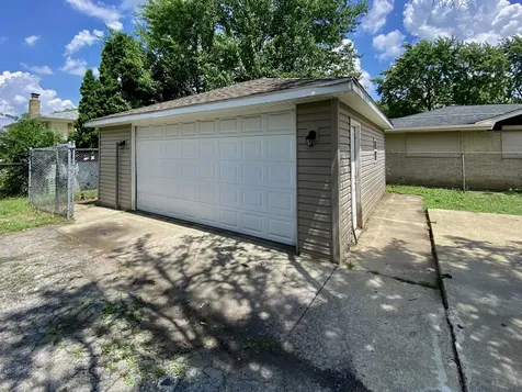 1238 East 166th Street South Holland IL 60473