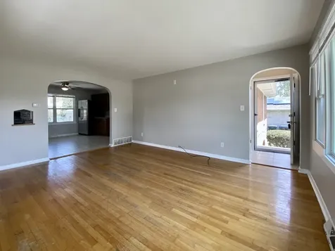 1238 East 166th Street South Holland IL 60473