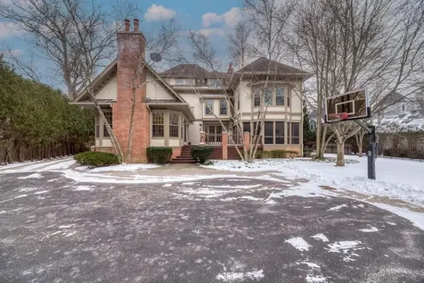 1499 Sheridan Road Highland Park IL 60035
