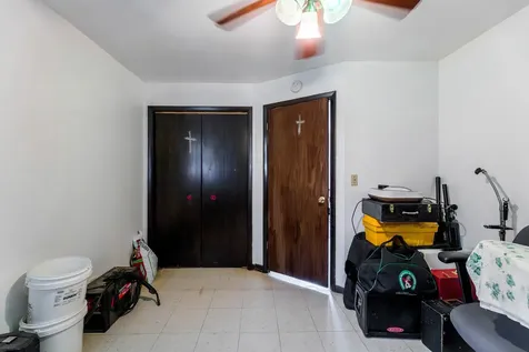 6105 South Archer Road Summit IL 60501