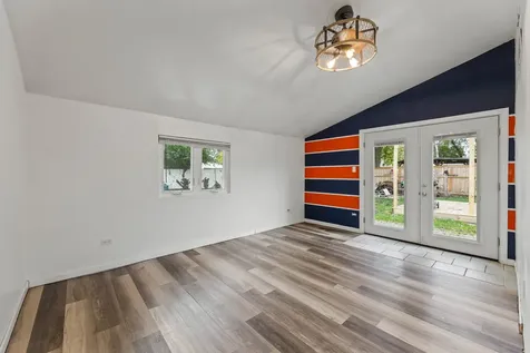 9909 Elm Circle Drive Oak Lawn IL 60453