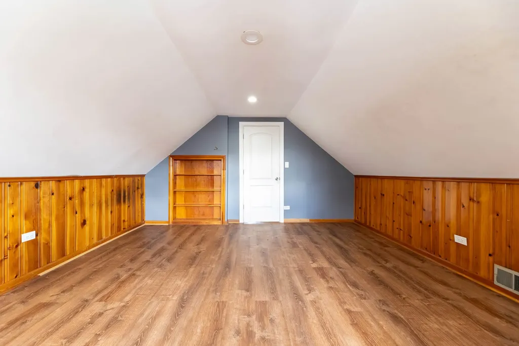 3424 West 73rd Street Chicago IL 60629