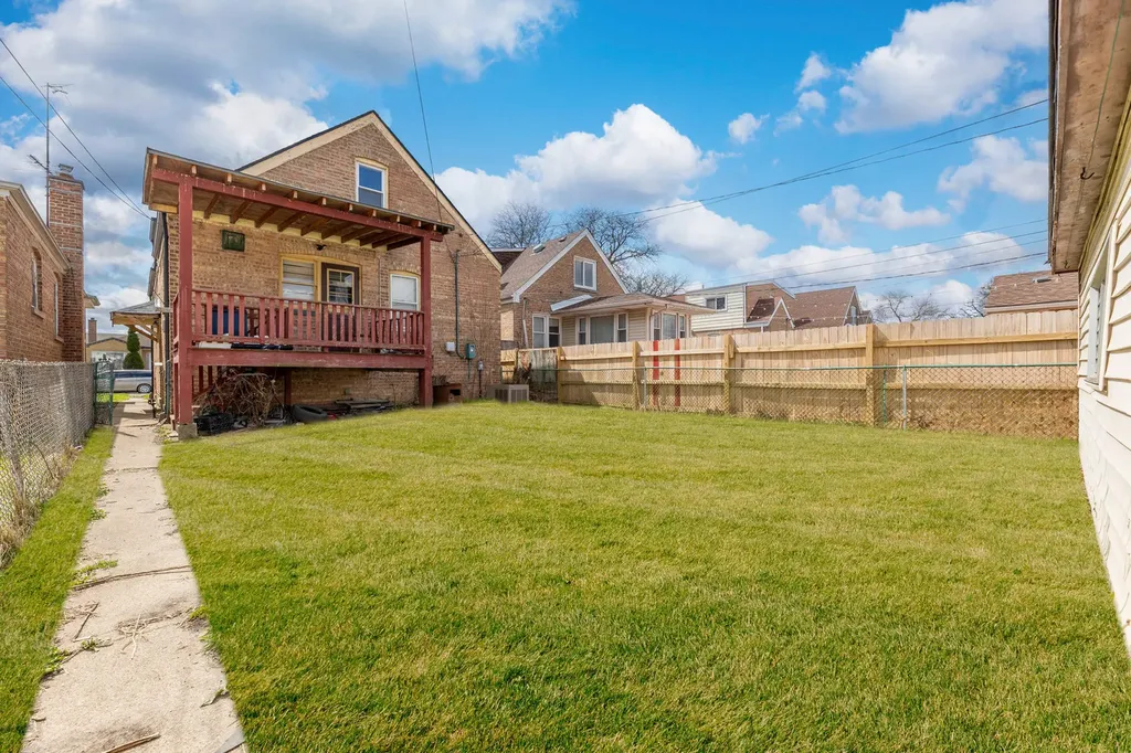 3424 West 73rd Street Chicago IL 60629