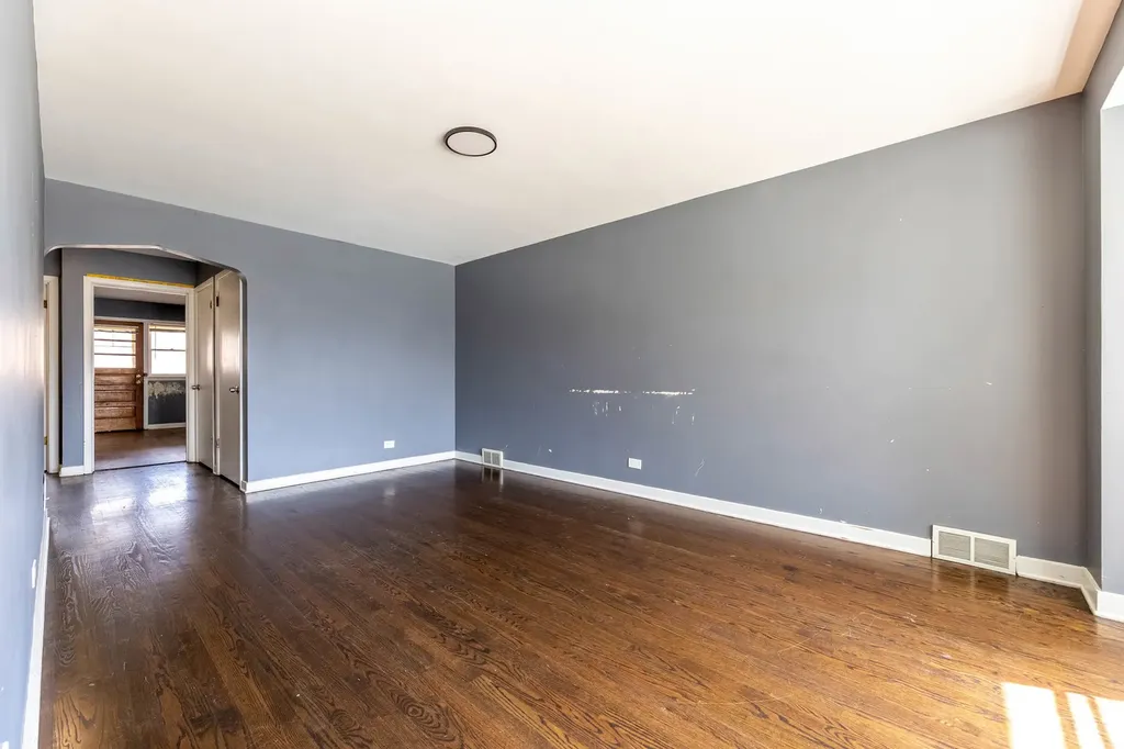 3424 West 73rd Street Chicago IL 60629