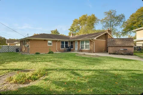 16321 Maryland Avenue South Holland IL 60473