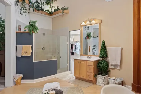28W280 Oak Creek Court West Chicago IL 60185