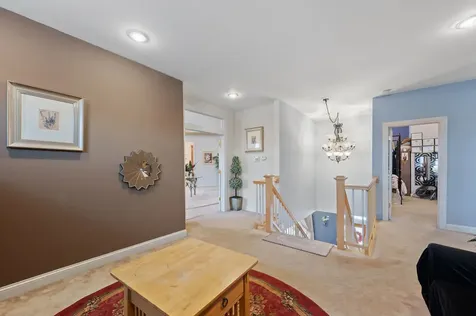 28W280 Oak Creek Court West Chicago IL 60185