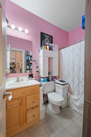 28W280 Oak Creek Court West Chicago IL 60185