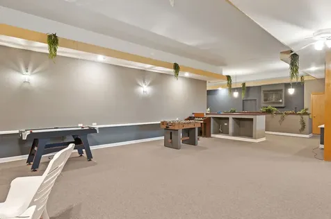 28W280 Oak Creek Court West Chicago IL 60185
