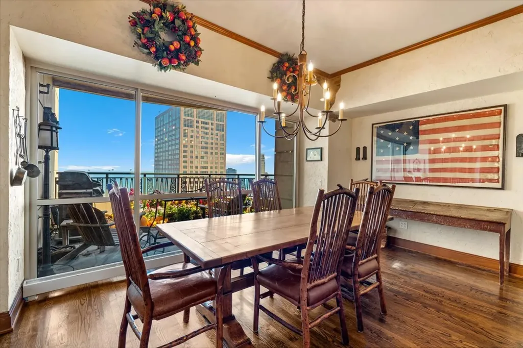 800 North Michigan Avenue Chicago IL 60611