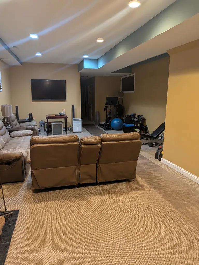 435 East 42nd Street Chicago IL 60653