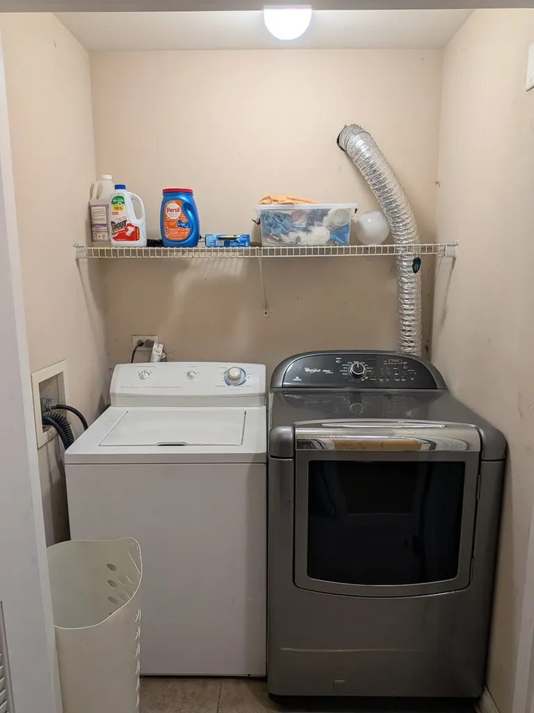 435 East 42nd Street Chicago IL 60653
