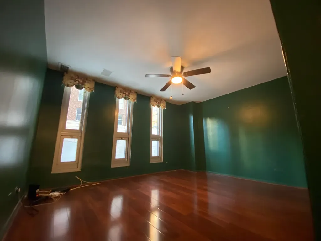 21 West Goethe Street Chicago IL 60610