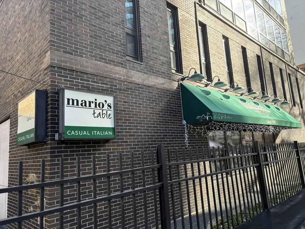 21 West Goethe Street Chicago IL 60610