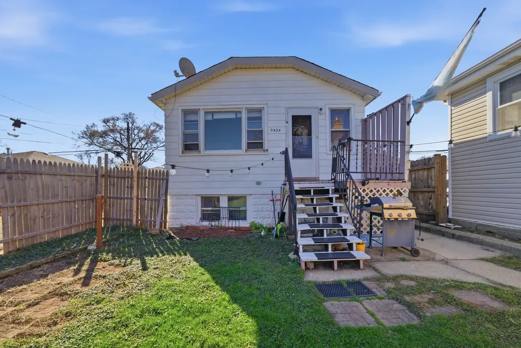 3524 North Ozark Avenue Chicago IL 60634