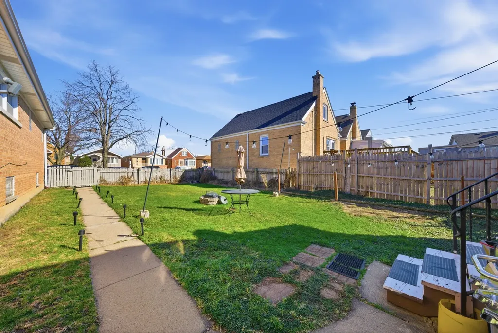 3524 North Ozark Avenue Chicago IL 60634