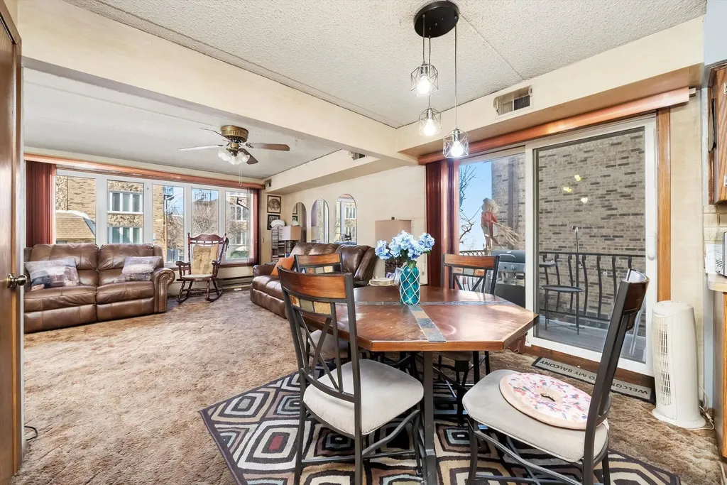 6237 South Newland Avenue Chicago IL 60638