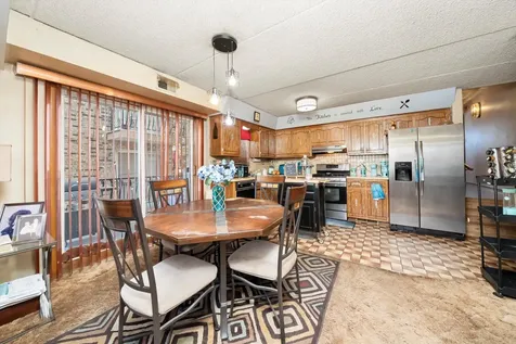 6237 South Newland Avenue Chicago IL 60638