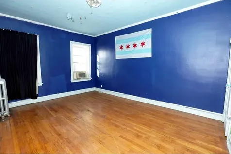7712 South Ridgeland Avenue Chicago IL 60649