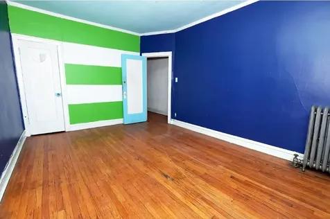 7712 South Ridgeland Avenue Chicago IL 60649