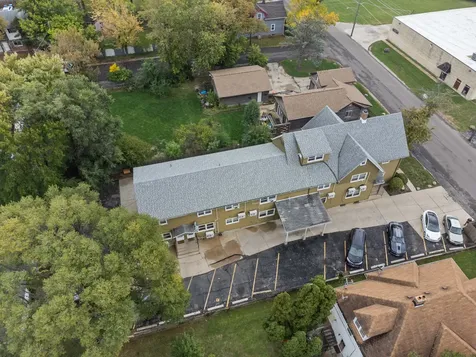 304 Hankes Avenue Aurora IL 60505