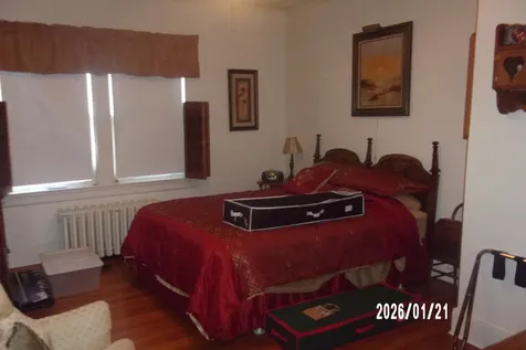 454 South 5th Street Watseka IL 60970