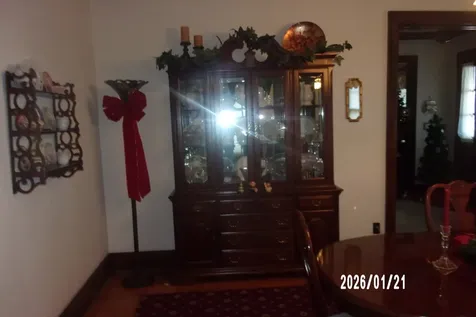 454 South 5th Street Watseka IL 60970