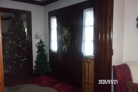 454 South 5th Street Watseka IL 60970