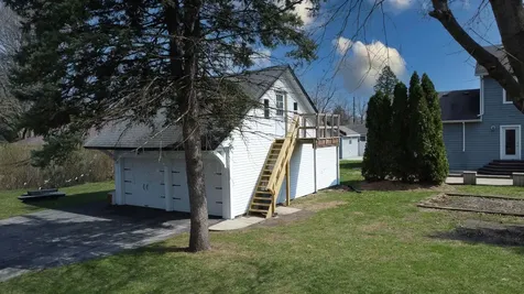 454 South 5th Street Watseka IL 60970