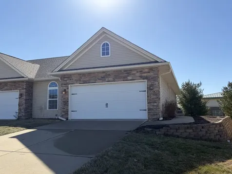 1709 Timber Wolf Lane Mahomet IL 61853
